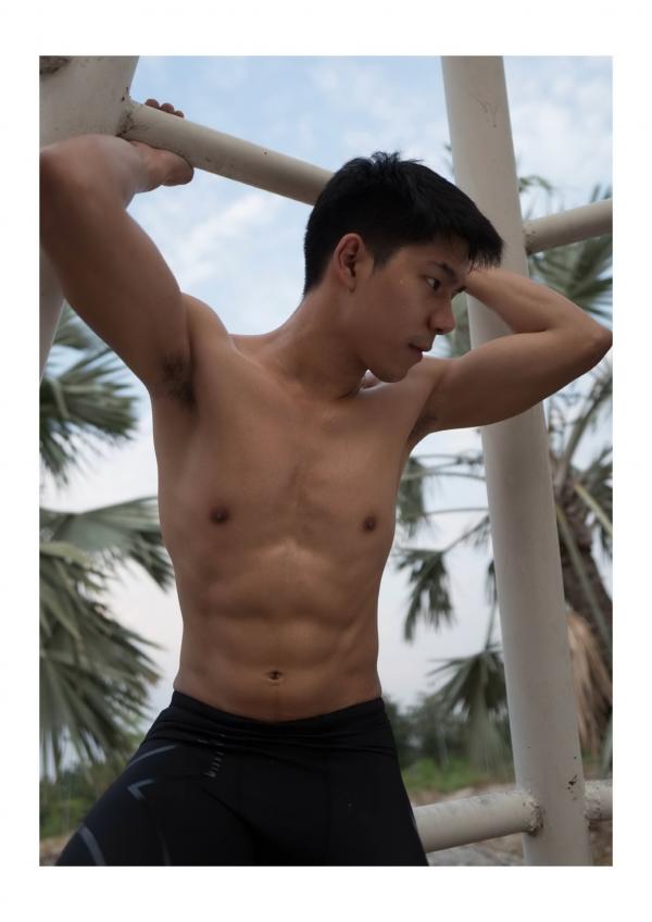 HunGer-Homme-02--Fame-Krittapat