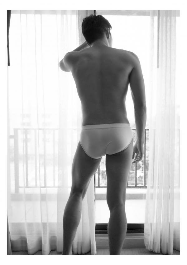 HunGer-Homme-02--Fame-Krittapat