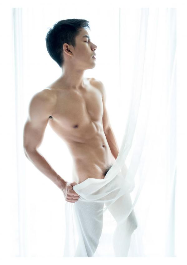 HunGer-Homme-02--Fame-Krittapat