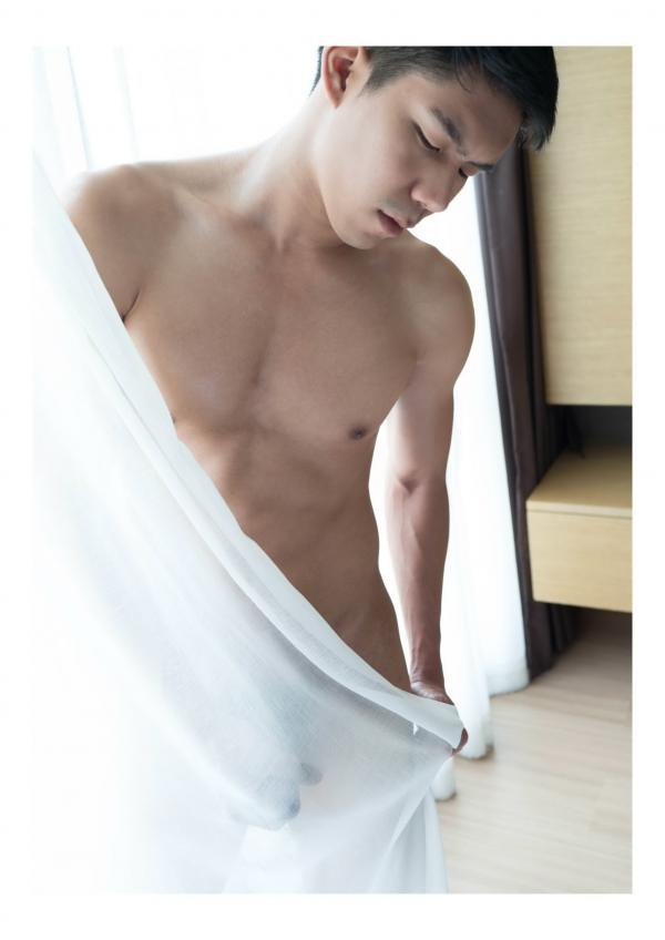 HunGer-Homme-02--Fame-Krittapat