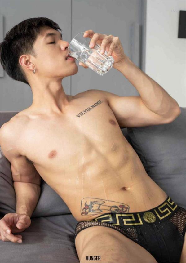 HunGer-Homme-09--ARM-Akkharat