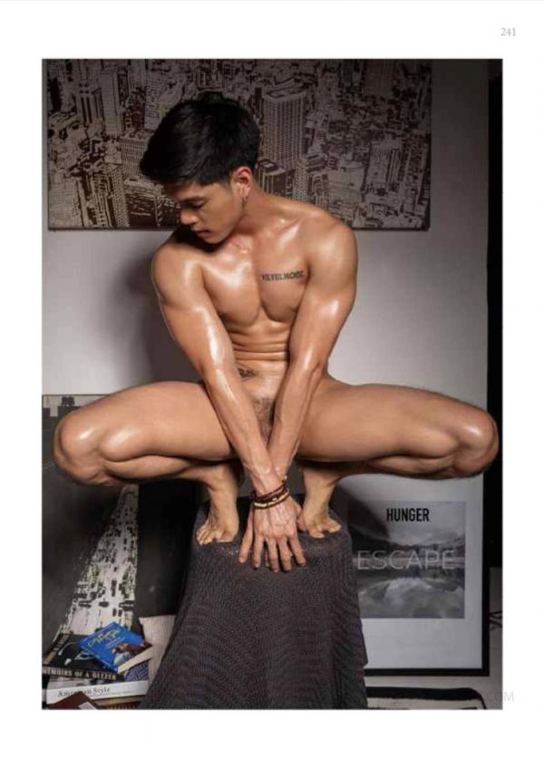 HunGer-Homme-09--ARM-Akkharat