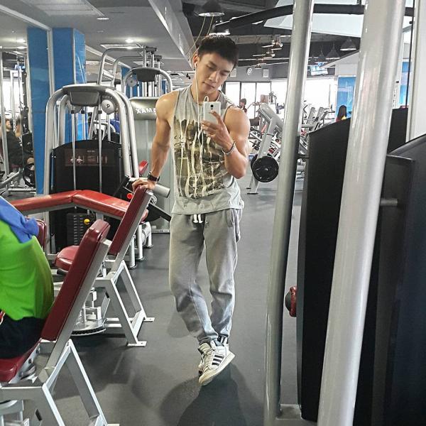 Hunger-Homme--Ice-Ratawit