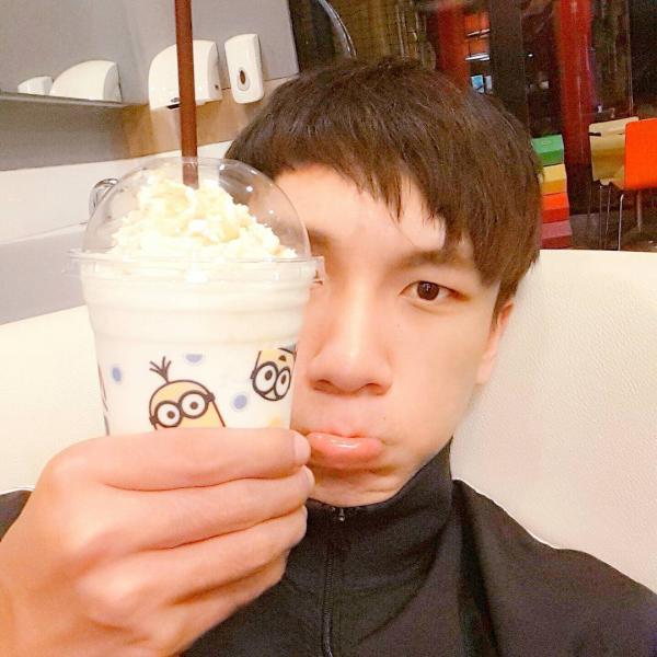 Hunger-Homme--Ice-Ratawit