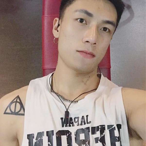 Hunger-Homme--Ice-Ratawit