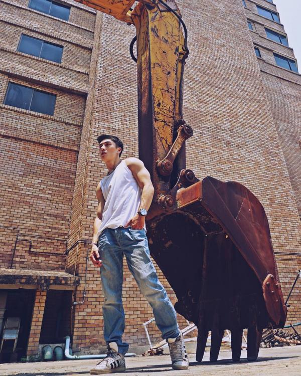 Hunger-Homme--Ice-Ratawit