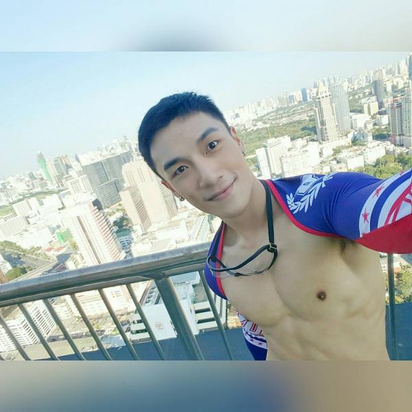 Hunger-Homme--Ice-Ratawit