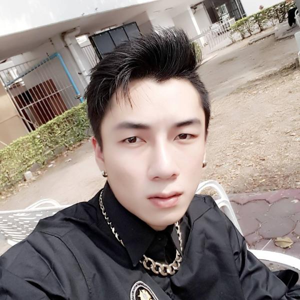 Hunger-Homme--Ice-Ratawit