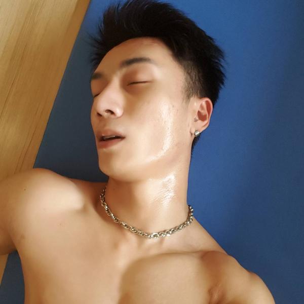 Hunger-Homme--Ice-Ratawit