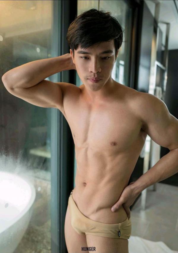 Hunger-Homme-04--Big-Panithan