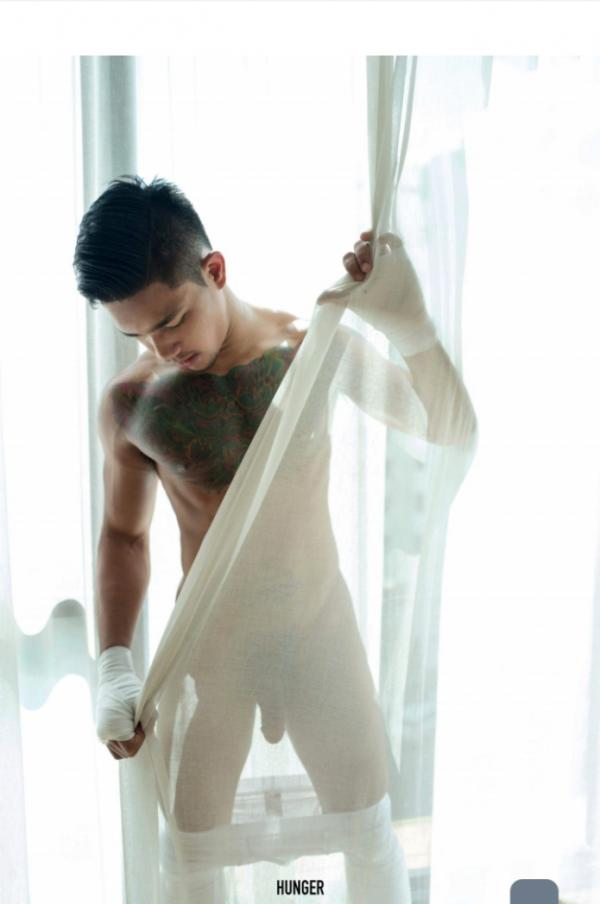 Hunger-Homme-06--Tick-Saksit