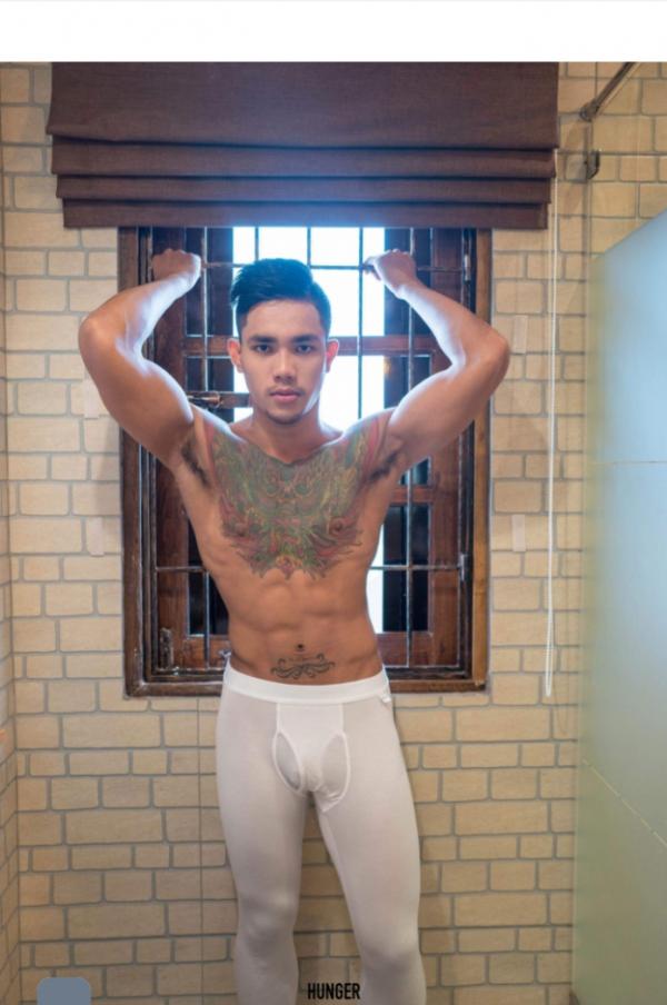 Hunger-Homme-06--Tick-Saksit