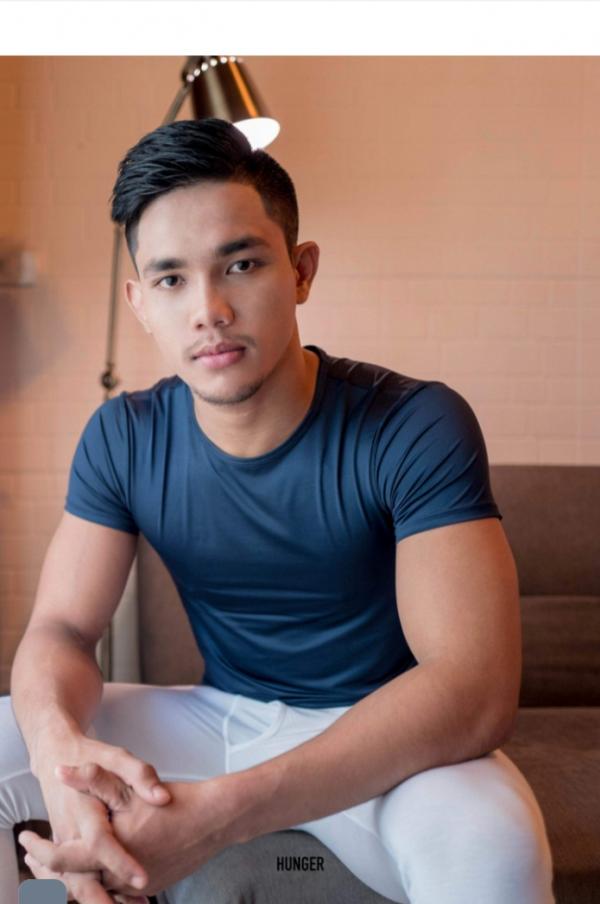 Hunger-Homme-06--Tick-Saksit