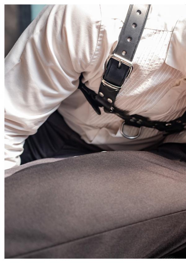 Hunt-No.04-–-Naughty-Driver