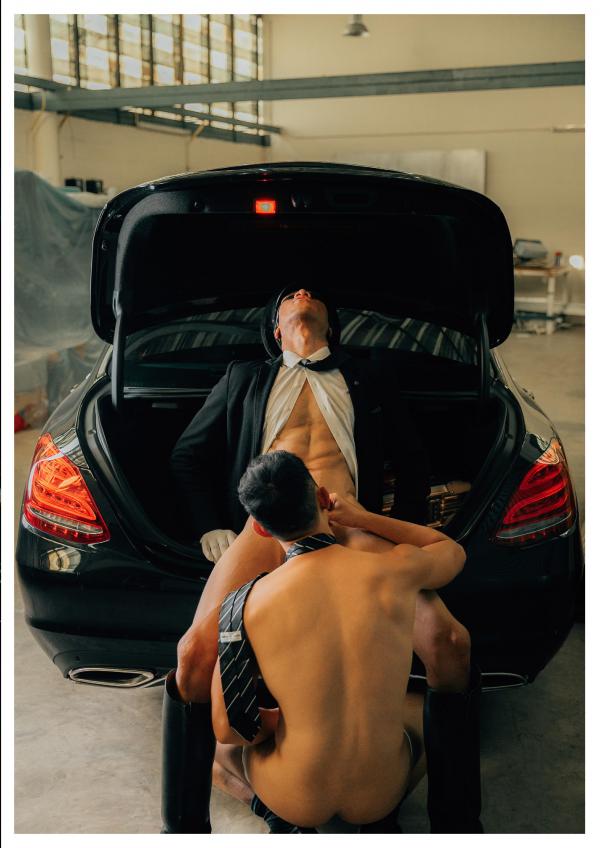 Hunt-No.04-–-Naughty-Driver