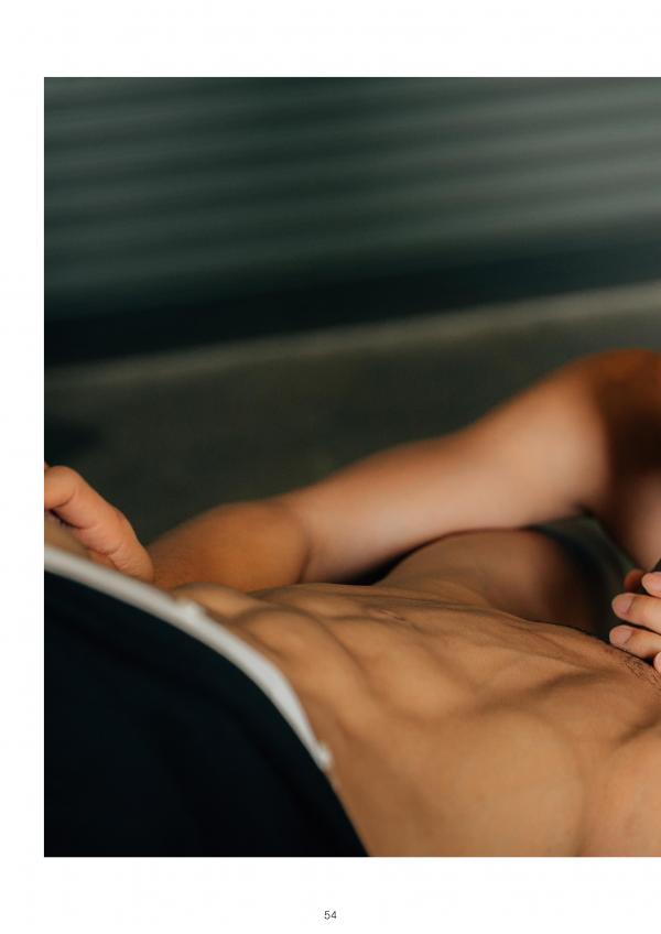 Hunt-No.04-–-Naughty-Driver