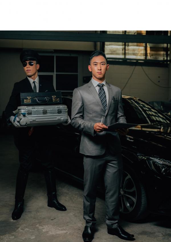 Hunt-No.04-–-Naughty-Driver