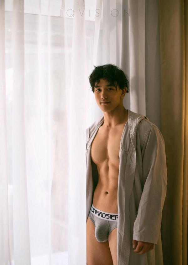 JQVISION-ISSUE-06-–-Zeng-Haoran