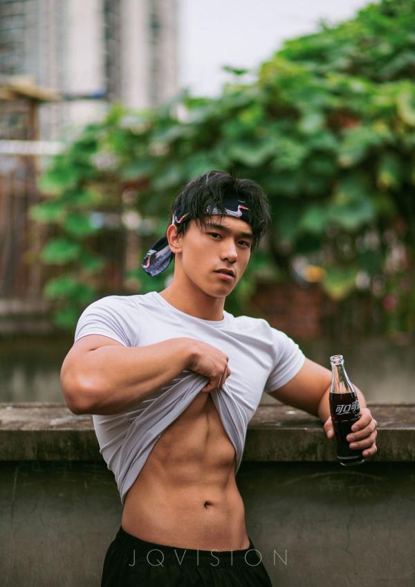 JQVISION-ISSUE-06-–-Zeng-Haoran