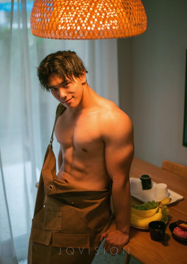 JQVISION-ISSUE-06-–-Zeng-Haoran