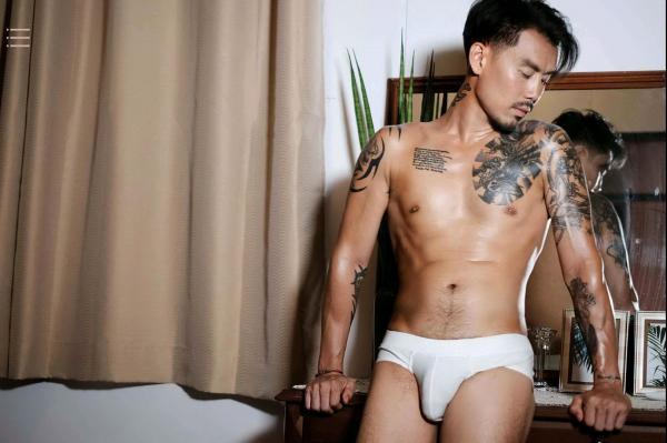 LABOUR-BKK--Issue-01---Keni-Styles