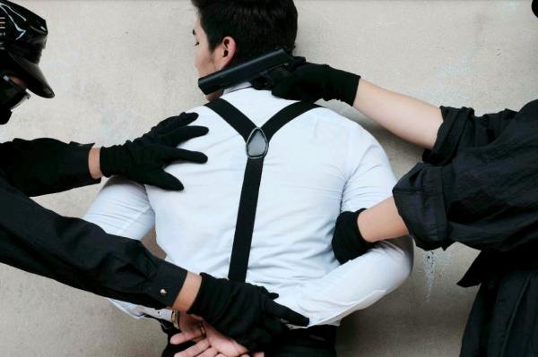 LABOUR-BKK-06--Pae-Prisoner