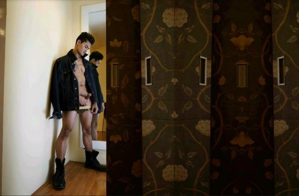 LOVERS-03--All-The-Lovers--Pics--BtS-