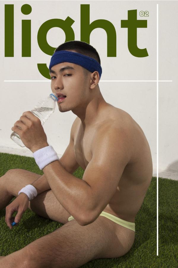 Light-02-–-Đông-Nguyễn