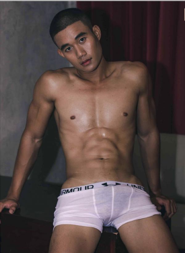 Lost-Boy-02--Moss-Skinned-Boy