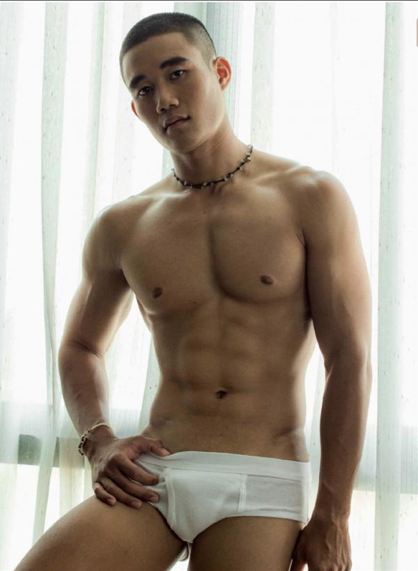 Lost-Boy-02--Moss-Skinned-Boy