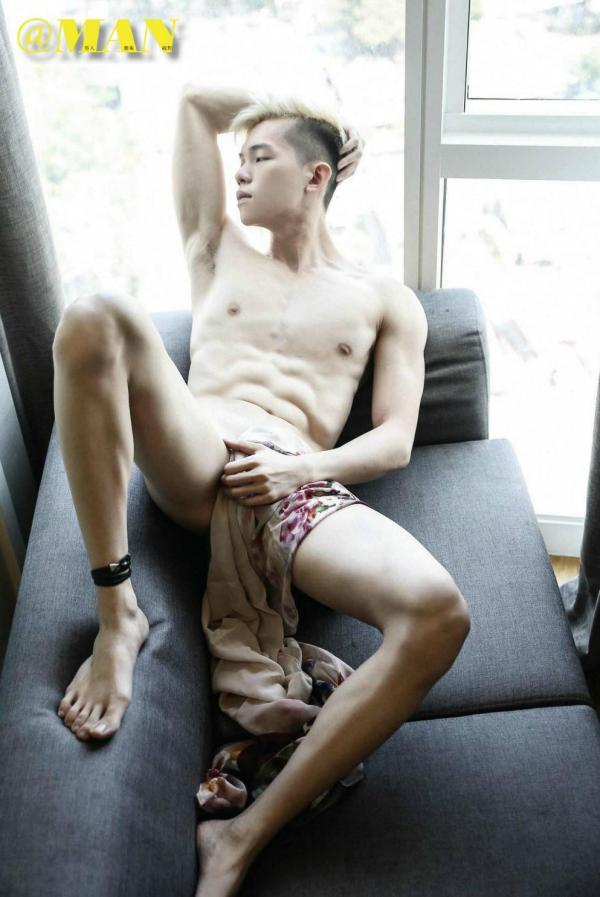 MAN--No.01---Kuala-Lumper-Fashion