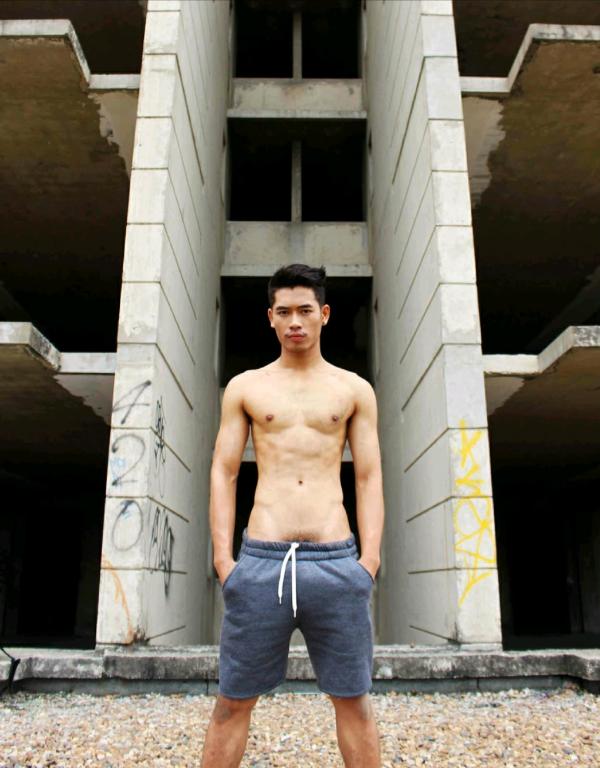 MAN-OMG-2-–-Ron-Apichat