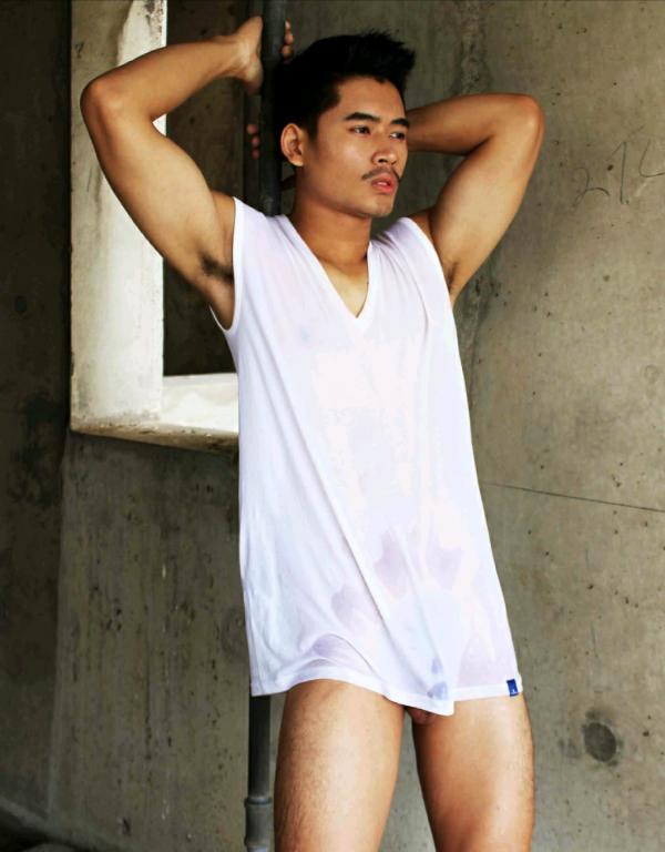 MAN-OMG-2-–-Ron-Apichat