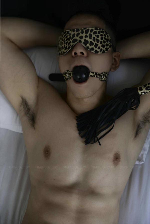 MANRA-01--Đặng-Quốc-Đạt-bị-chuốc-thuốc-mê-EBOOKVIDEO