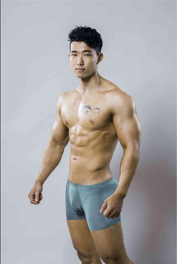 MILKIZZ-03---Bonus-Nude-Pics