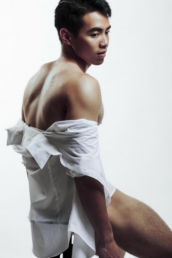 MR.-BODY-01--Sexy-Hot-Man--No-Watermark-