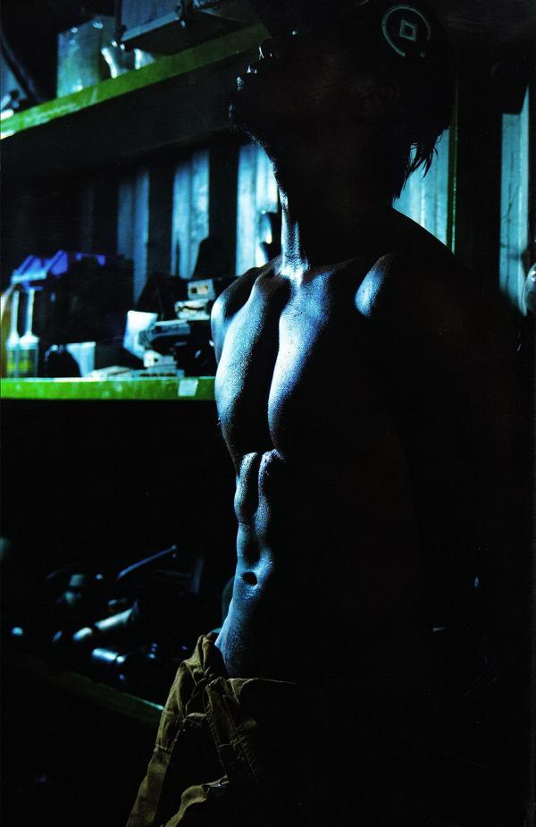 MR.-BODY-01--Sexy-Hot-Man--No-Watermark-