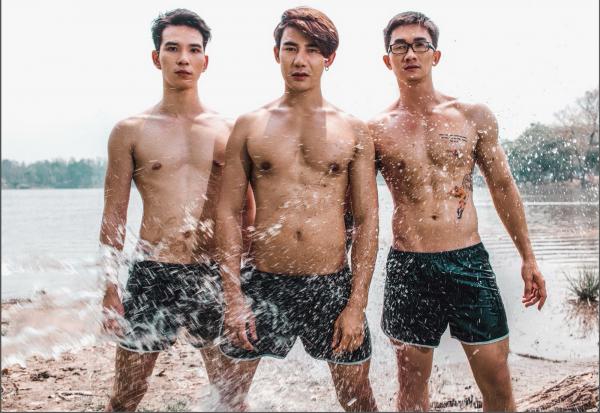 MYTH-Issue-05--Smokin-Hot-Summer--142-Pics--BtS-