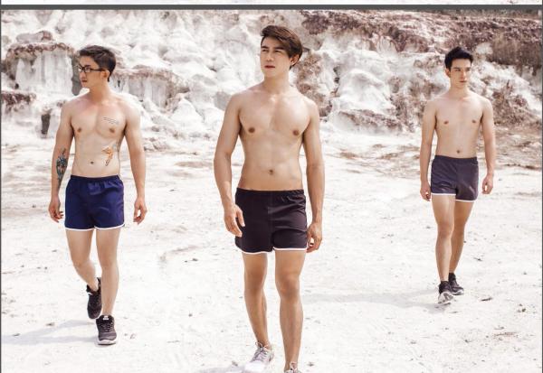 MYTH-Issue-05--Smokin-Hot-Summer--142-Pics--BtS-