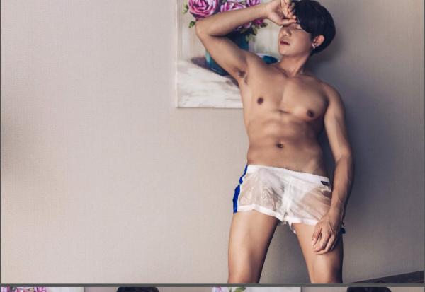 MYTH-Issue-05--Smokin-Hot-Summer--142-Pics--BtS-