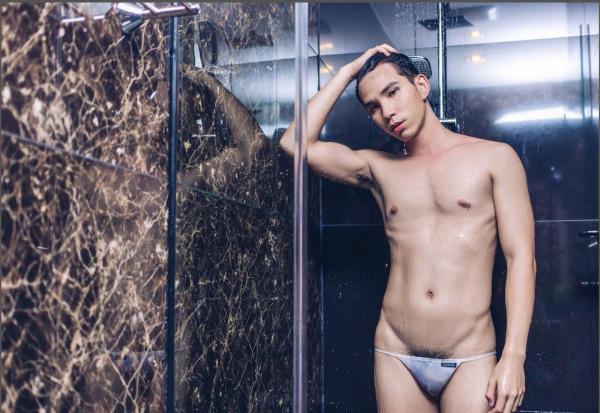 MYTH-Issue-05--Smokin-Hot-Summer--142-Pics--BtS-