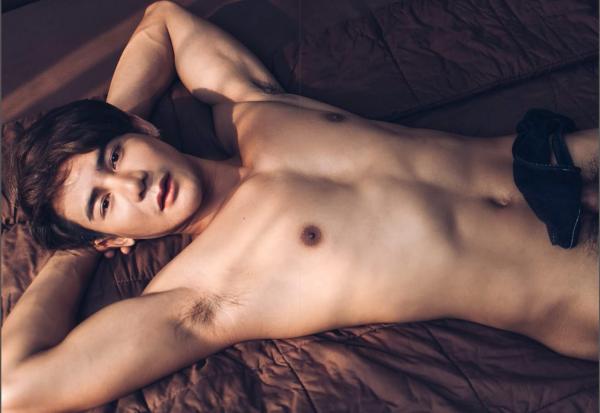 MYTH-Issue-05--Smokin-Hot-Summer--142-Pics--BtS-