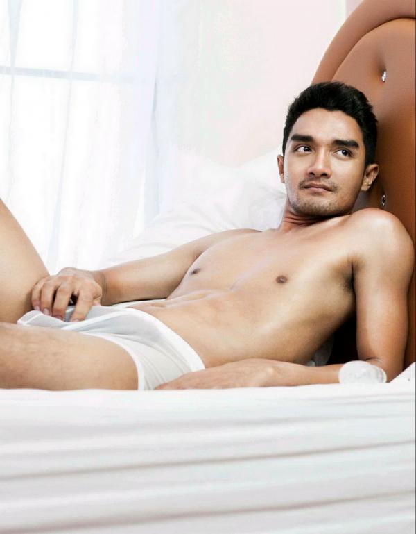 ManOMG-9--Mek-Ekapol