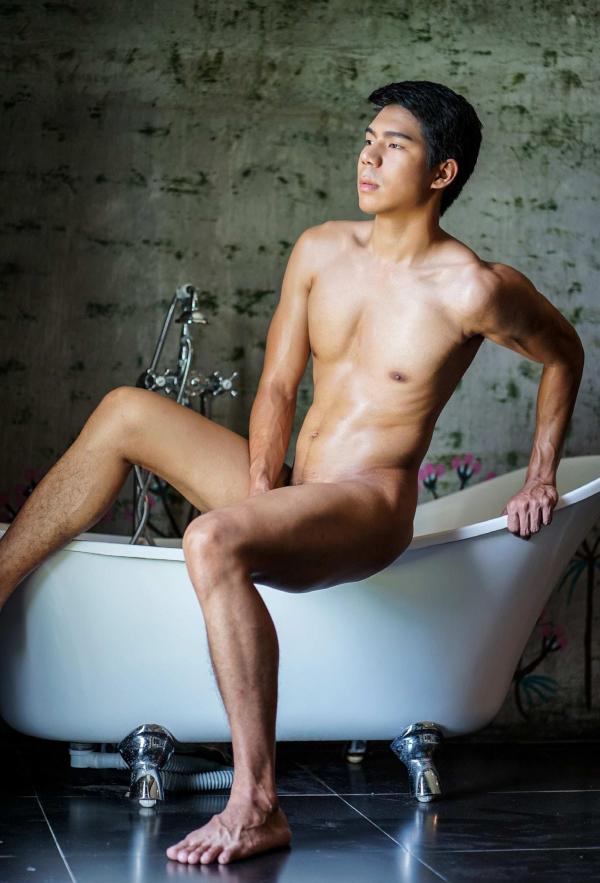 Menluscious--Issue-02---Fame-Krittapat