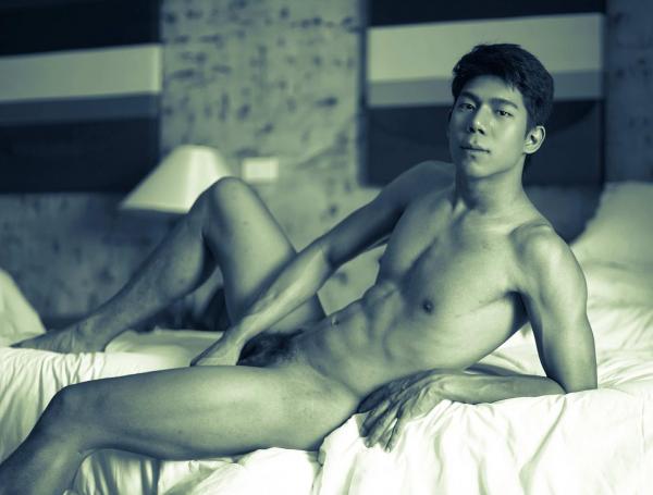 Menluscious--Issue-02---Fame-Krittapat