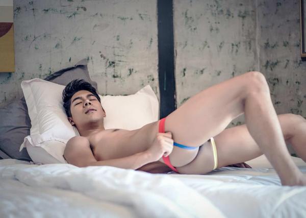 Menluscious--Issue-02---Fame-Krittapat