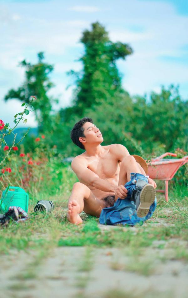 Menluscious--Issue-02---Fame-Krittapat