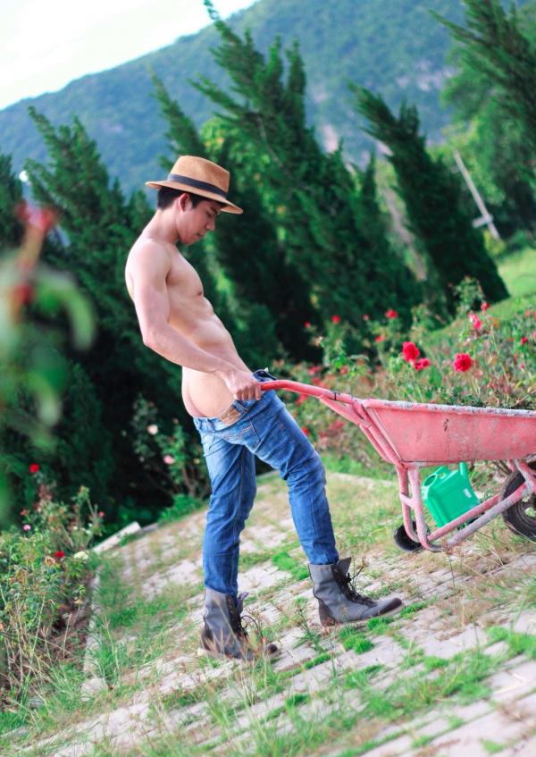 Menluscious--Issue-02---Fame-Krittapat