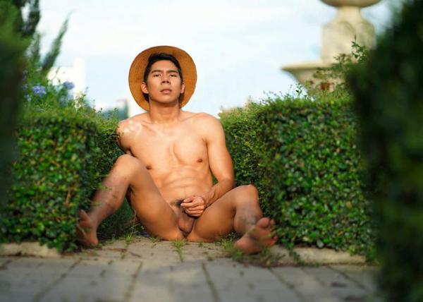 Menluscious--Issue-02---Fame-Krittapat