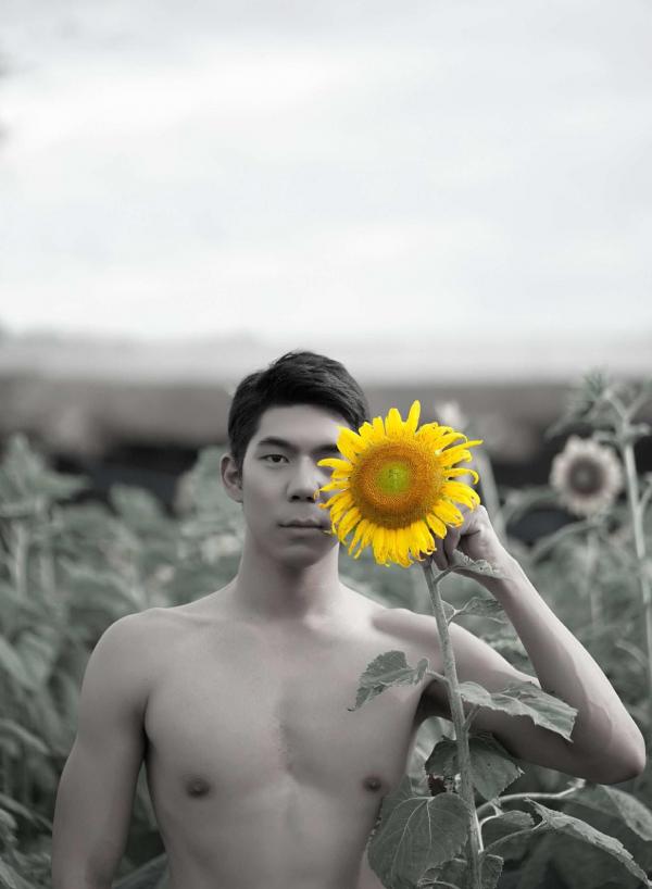 Menluscious--Issue-02---Fame-Krittapat